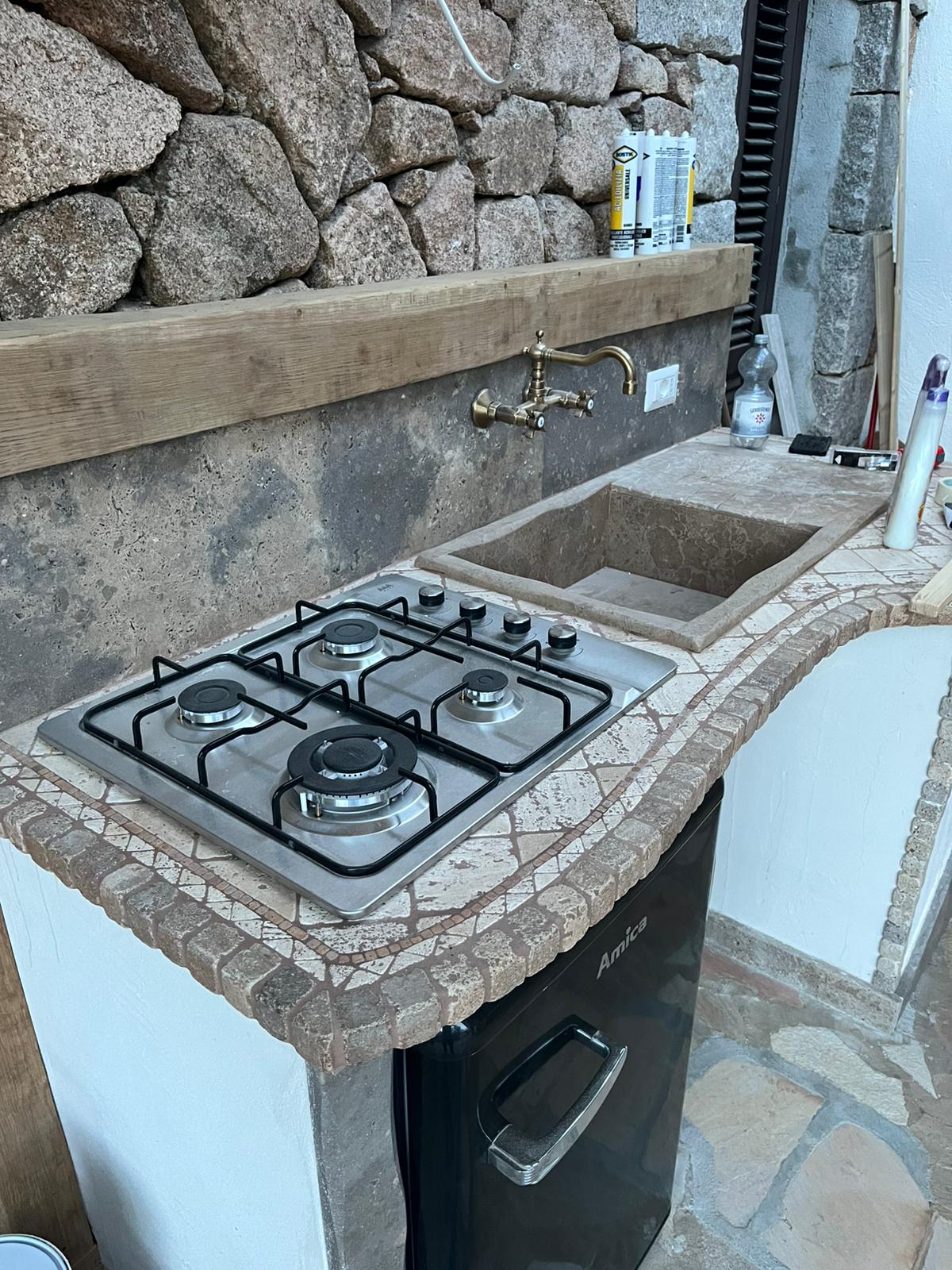 Küchenarbeitsplatte – Montage